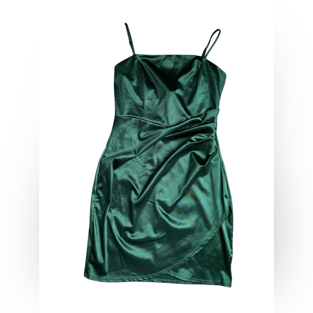 5/$25 Emerald Sundae gorgeous Bodycon mini dress with faux wrap size medium - Picture 3 of 8